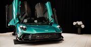 Aston Martin ograniczył straty, ale dług wciąż rośnie