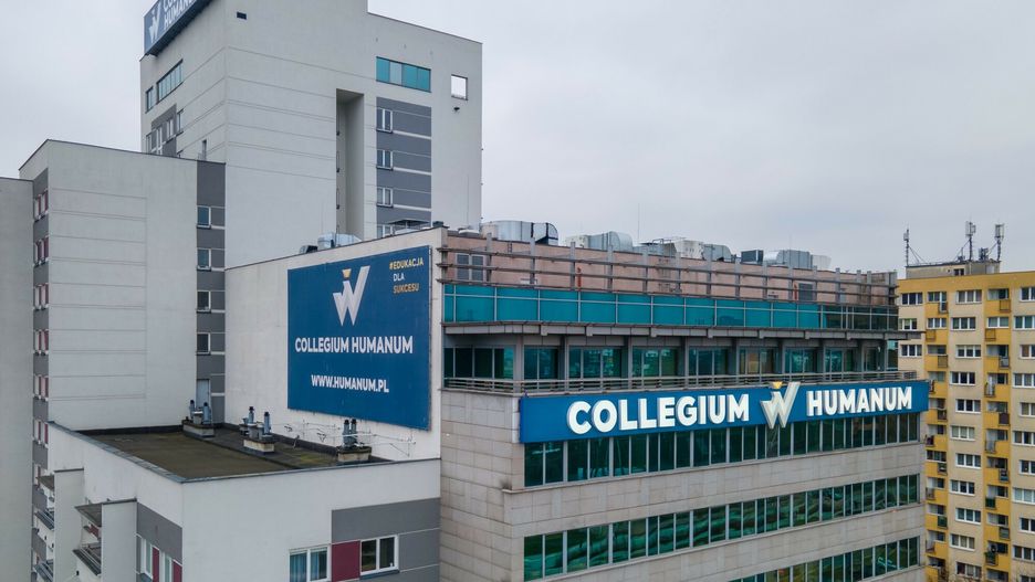 Absolwenci Collegium Humanum o swojej uczelni. 