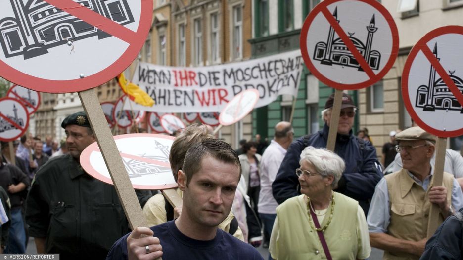Niemcy. Jedna z manifestacji antyislamskich