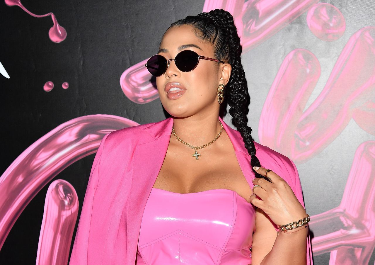 Patricia Kazadi cała na różowo na Pudelek Pink Party. Trudno było oderwać wzrok