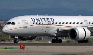 Niebezpieczne spotkanie na pasie startowym. Aż przegrzały się hamulce