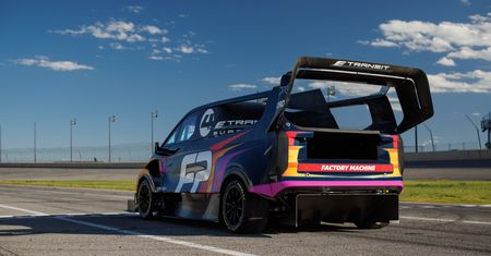 Ford pobił rekord klasy w Pikes Peak. Użył do tego swojego najbardziej szalonego auta