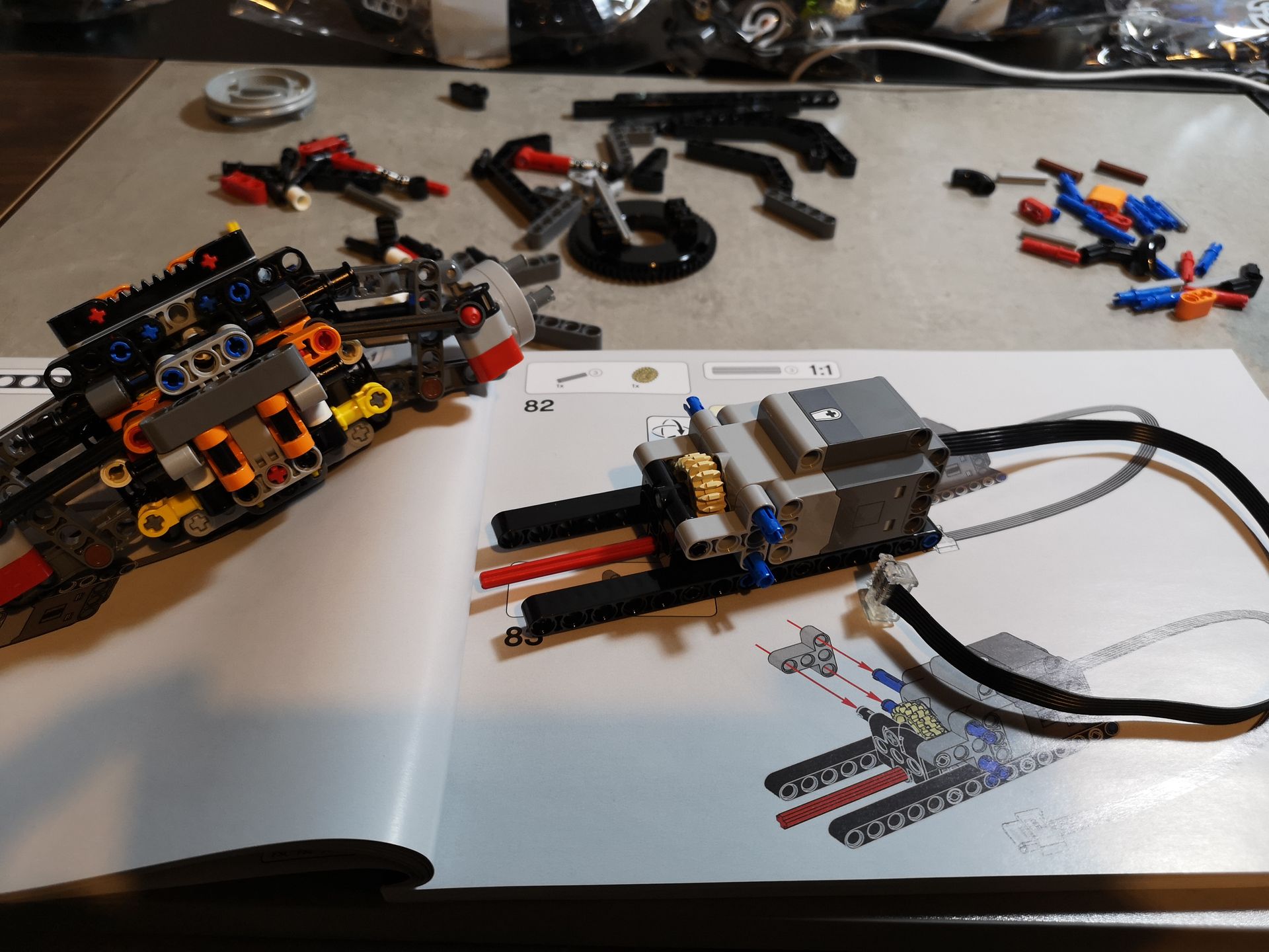 Recenzja LEGO Technic 42099: samochód terenowy sterowany smartfonem 19