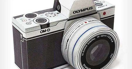 Zbuduj swojego Olympusa OM-D E-M10 Mark III z papieru