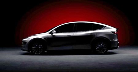 Tesla w końcu pokazała "nowy model", ale u nas go nie kupicie