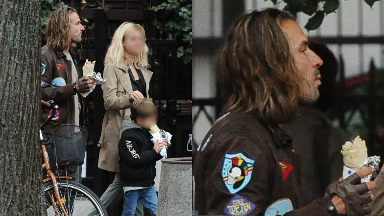 Piotr Stramowski spaceruje i zajada się kebabem