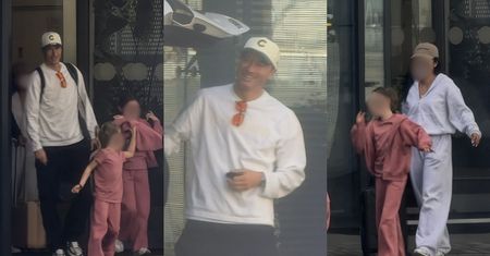 TYLKO NA PUDELKU. Robert Lewandowski z córkami WYCHODZĄ z lotniska w Warszawie. Przylecieli prosto z Chicago. Nie ma to jak w domu? (ZDJĘCIA)