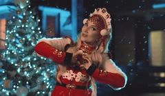 Świąteczna piosenka „Coraz bliżej święta” Coca-Coli w wykonaniu Cleo