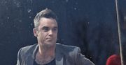 Robbie Williams pokazał tyłek fanom! (ZDJĘCIA)