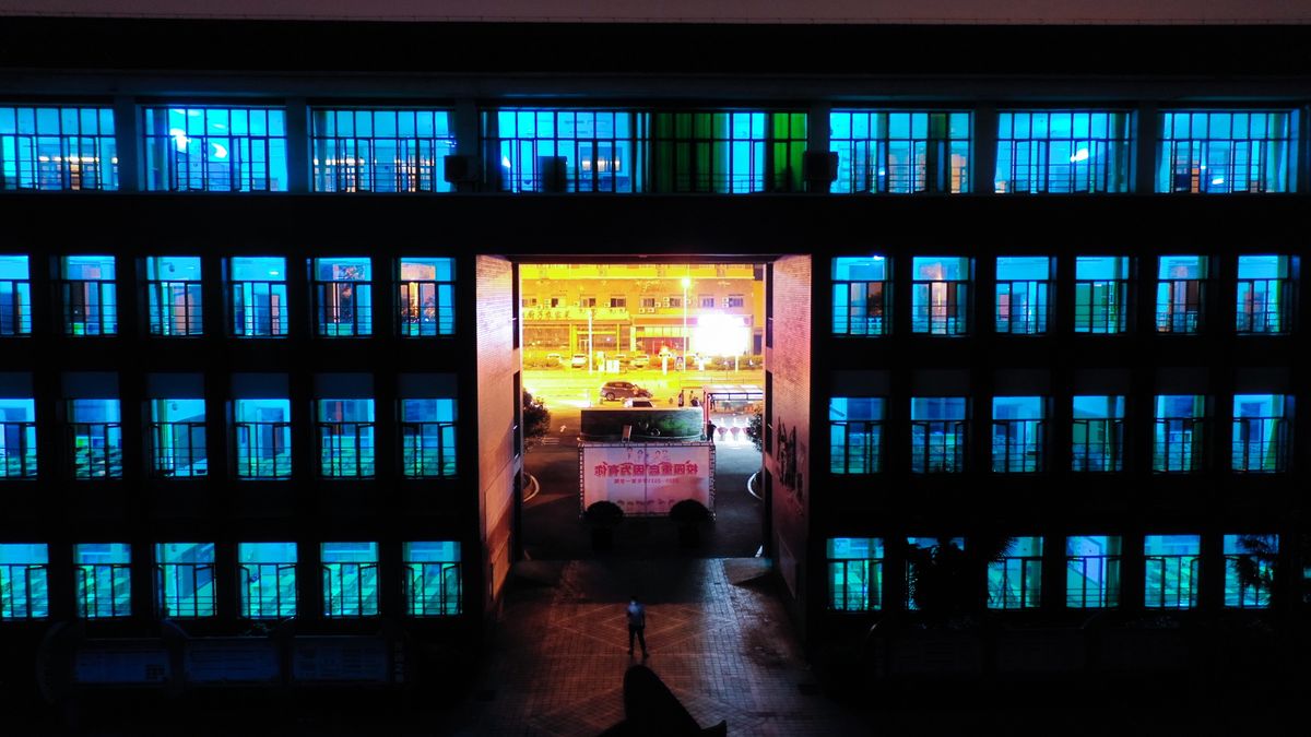 Powrót do szkoły. Tak to robią w Wuhan