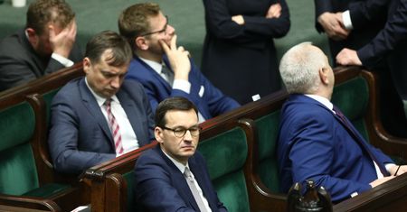 Nagła zmiana planów ws. OFE. "Katalog rozbieżności w Zjednoczonej Prawicy jest coraz dłuższy"