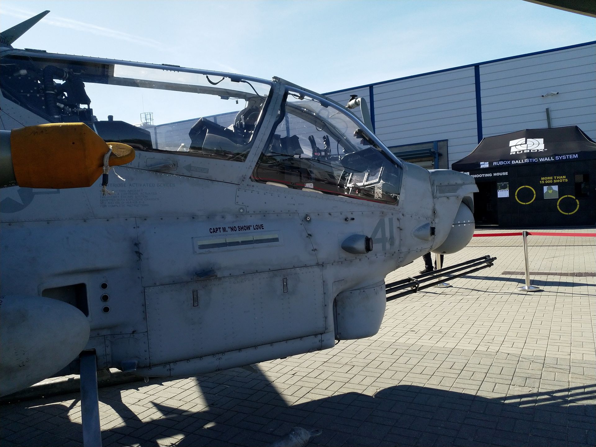 Przednia część kadłuba AH-1Z Viper.