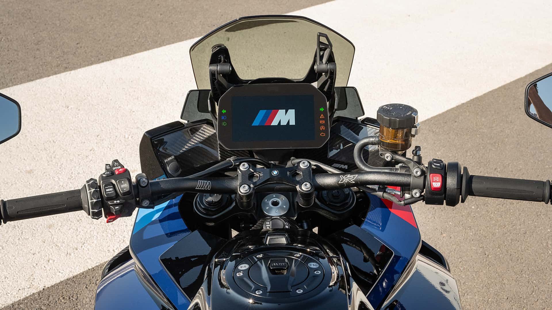 BMW M 1000 XR