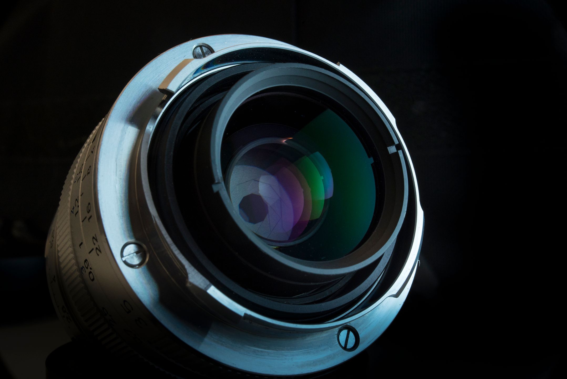 Trzydzieści pięć milimetrów najlepszej klasyki dla bezlusterkowców - Zeiss Biogon ZM 35 mm f/2 3