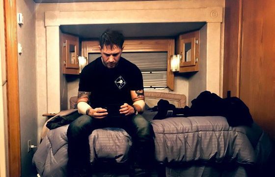 Tom Hardy już prawie Venomem