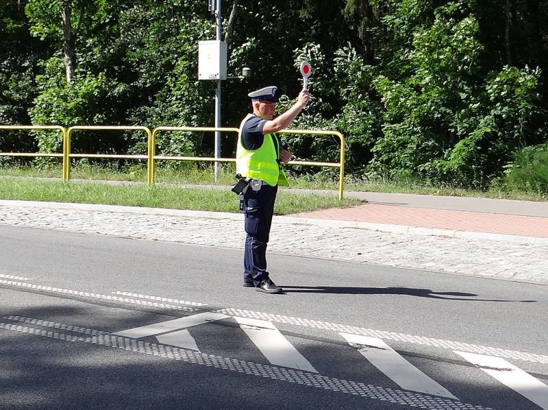 Policjanci z pewnością bardzo się zdziwili poznając historię kierowcy