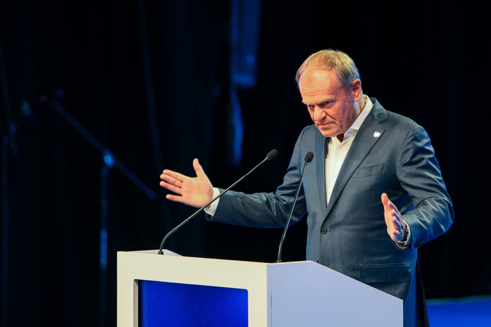 Donald Tusk
Szczecin, 15.05.2025. Przewodnictwo Polski w Radzie UE. Premier Donald Tusk przemawia podczas otwarcia XI Mi�dzynarodowego Kongresu Morskiego w Teatrze Polskim w Szczecinie, 15 bm. W ramach kongresu odby�o si� tak�e nieformalne spotkanie ministr�w UE ds. morskich. (amb) PAP/Lech Muszy�ski
Lech Muszy�ski
morskie, nieformalne, polityka, przewodnictwo, rada, spotkanie, UE, Unia Europejska, wizyta premiera
