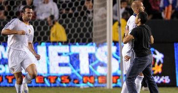 Beckham zaatakowany przez psycho-fana!