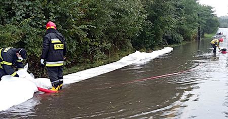 Śląskie. Blisko 150 interwencji straży pożarnej po ulewach