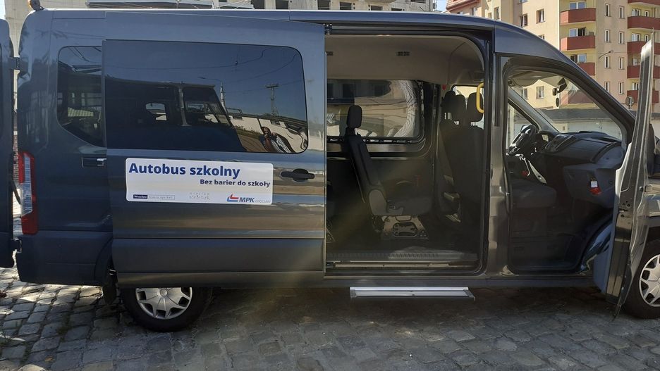 Powrót do szkoły. MPK dowozi uczniów z niepełnosprawnościami. Można zgłaszać dzieci