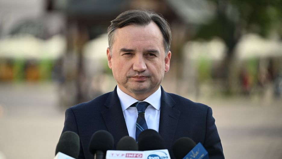 Ziobro alarmuje. Mówi o "koalicji zdrady"