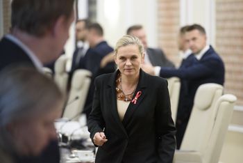 Koniec wycieczek szkolnych? Kryzys spowodowały "godziny Nowackiej"