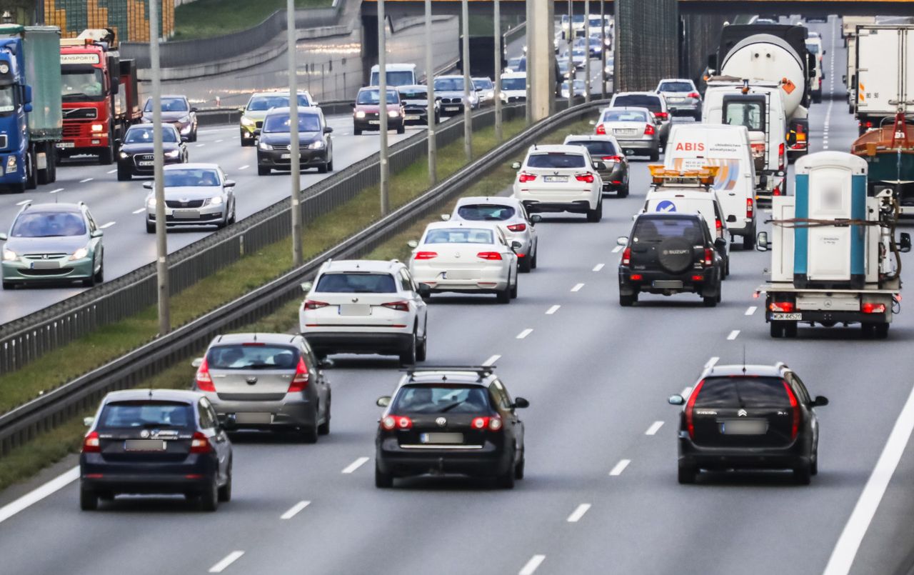 Powietrze zanieczyszczają nie tylko spaliny, ale też ścierające się klocki hamulcowe.