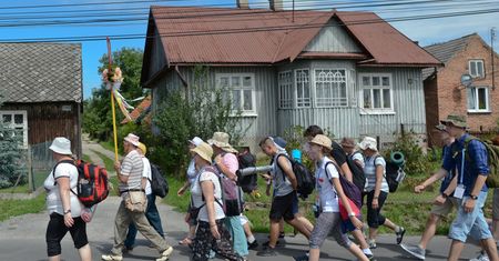 Była 15:30. Chwile grozy na pielgrzymce do Częstochowy. Dwie osoby ranne