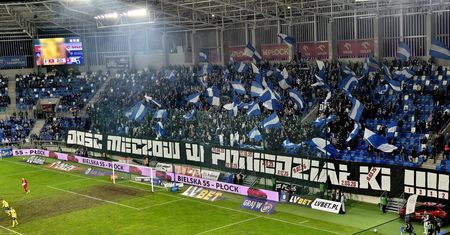 Arka skuteczna w Płocku. Wisła bezradna na własnym stadionie!