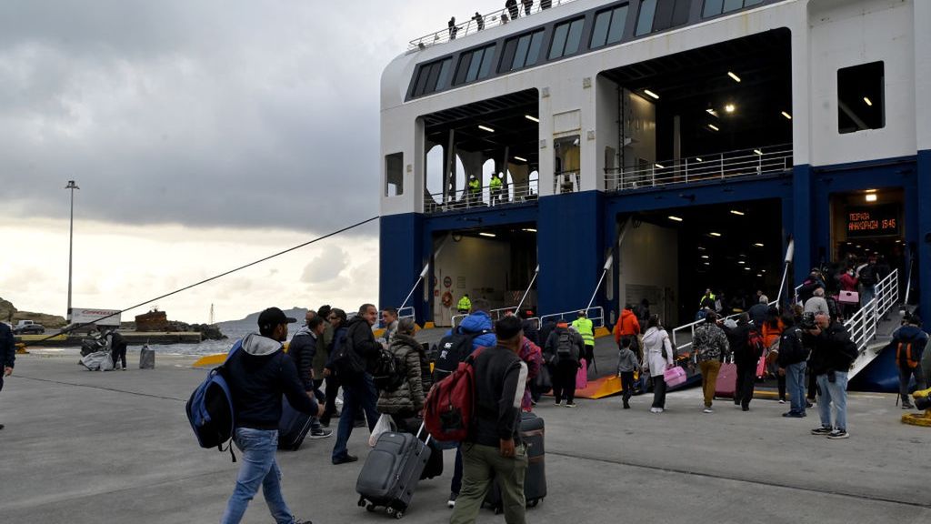 Część mieszkańców opuściła Santorini