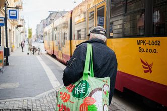 Seniorzy mogą jeździć za darmo. Wystarczy dowód osobisty