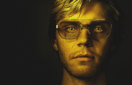 Pięć powodów dla których serial „Dahmer. Potwór: Historia Jeffreya Dahmera” wzbudza kontrowersje