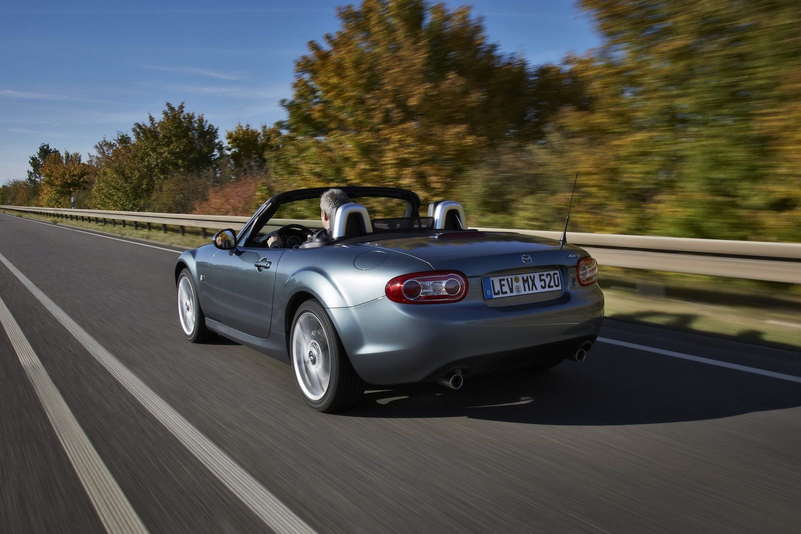 2013 Mazda MX-5 - kultowy roadster po kuracji odmładzającej [galeria] 39