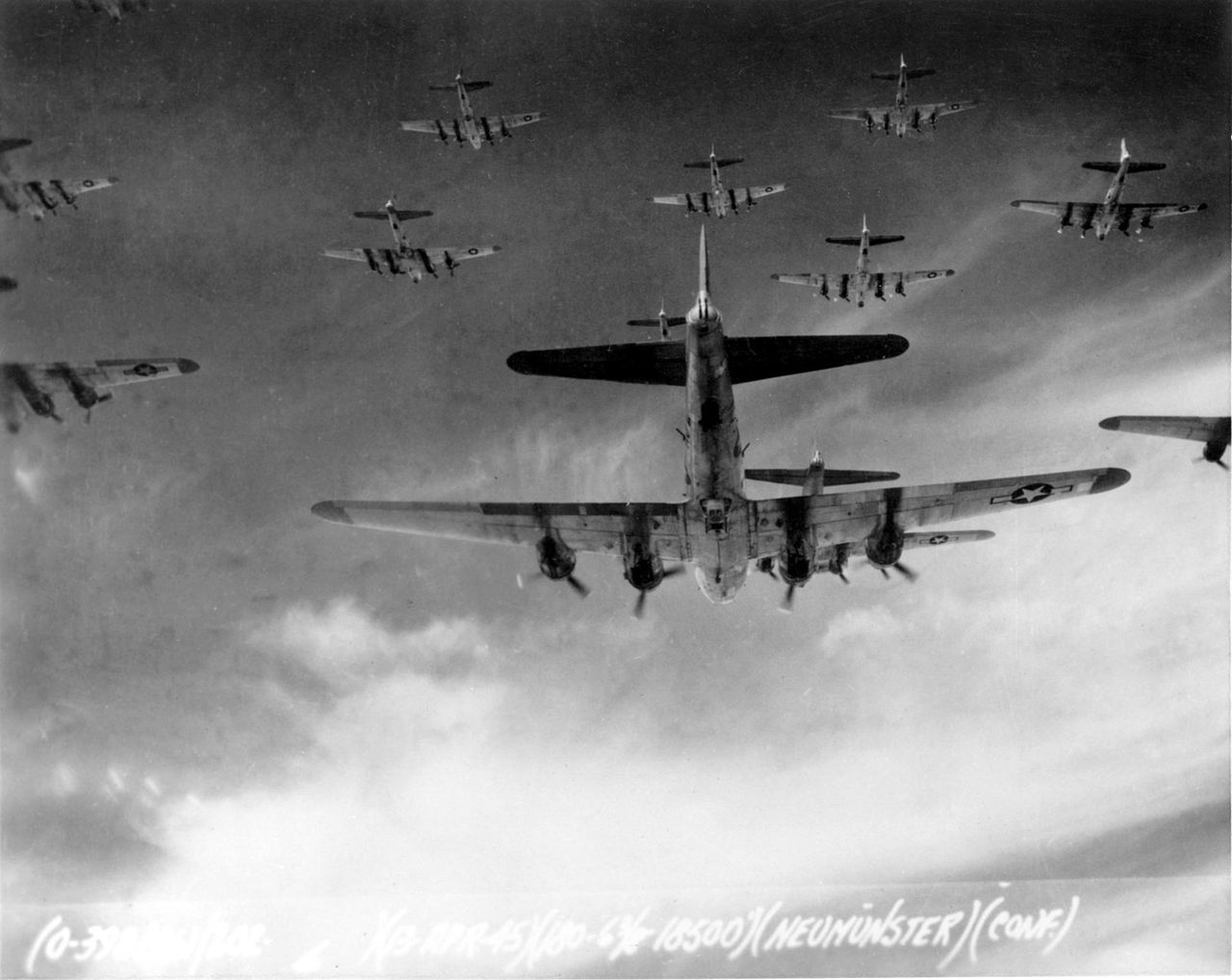 Formacja amerykańskich bombowców