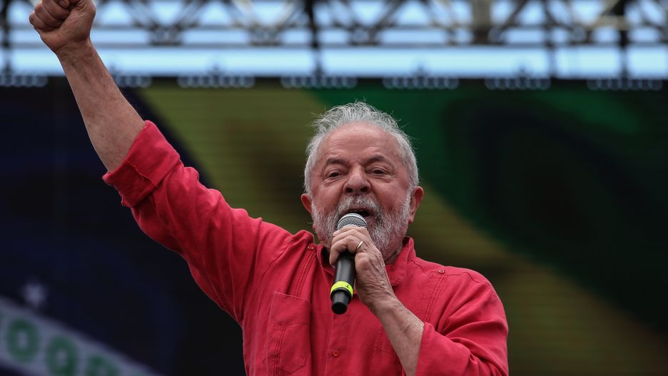 Lula Holds Campaign Rally in Grajau As Elections Get Closer
SAO PAULO, BRAZIL - SEPTEMBER 24: Former president of Brazil and current presidential candidate Luiz Inácio Lula da Silva of the Workers' Party speaks to supporters during a rally in the final stretch of the campaign on September 24, 2022 in Sao Paulo, Brazil. Brazilians will go to the polls on October 2. (Photo by Alexandre Schneider/Getty Images)
Alexandre Schneider