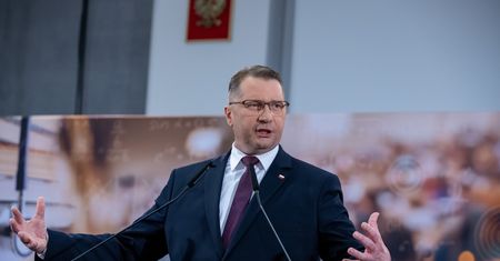 Tak Polacy oceniają Czarnka. Jest nowy sondaż