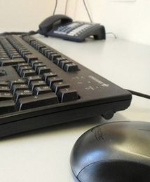 Dostęp do internetu w Polsce ma 76 proc. gospodarstw