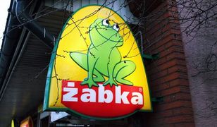 Żabka otwiera sklepy nad morzem. Będą czynne w nocy