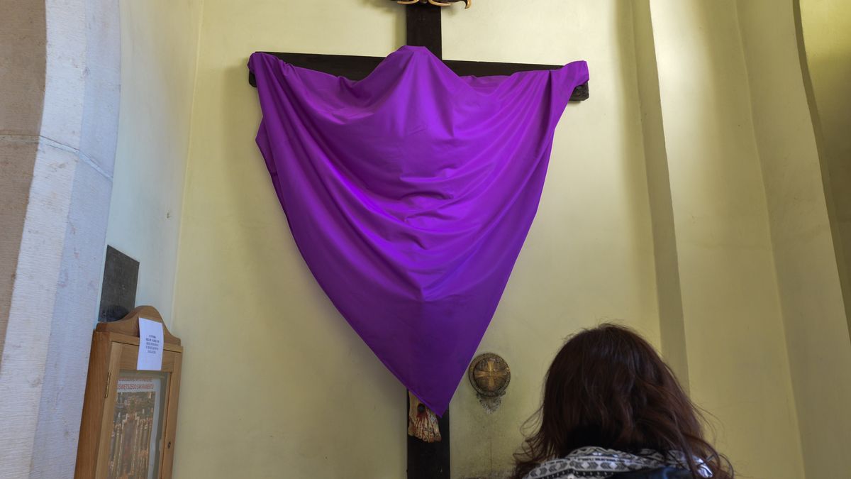 Czy w Wielki Piątek trzeba iść do kościoła?