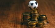 Ile zarabiają kluby Ekstraklasy? Przychody znów poszły w górę