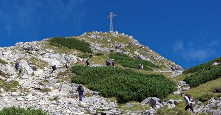 Awantura na Giewoncie. Słuchał muzyki, dostał mandat i gazem po oczach