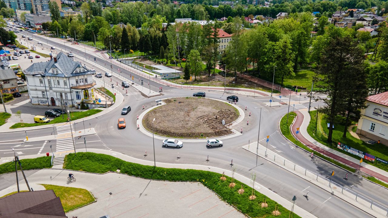 Bielsko-Biała. Nowe ronda mają być bezpieczniejsze. Kierowcy muszą pamiętać tylko o kilku zasadach