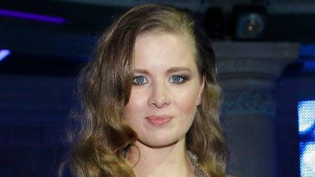 Długa droga przed nią