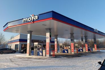 Stacja paliw Moya
