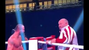 Dziwaczne sceny na bokserskiej gali. Gruzin zaatakował własnego trenera!