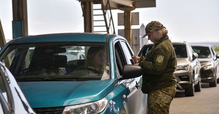 Przemyt na granicy z Ukrainą. Skarb ukrył we wnękach siedzeń