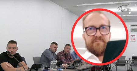 Awantura na komisji radnych. "Idiota, debil". Doszło do rękoczynów