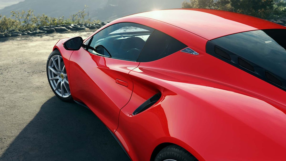 Lotus Emira Turbo SE