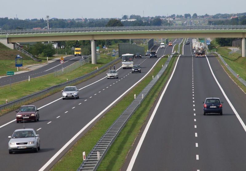 Więcej dróg płatnych dla sporej części kierowców. GDDKiA pokazała zmiany na mapie