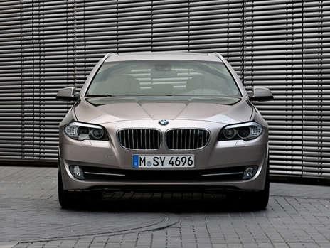 BMW 5-Series Touring: Oficjalne zdjęcia nowej wersji "piątki"